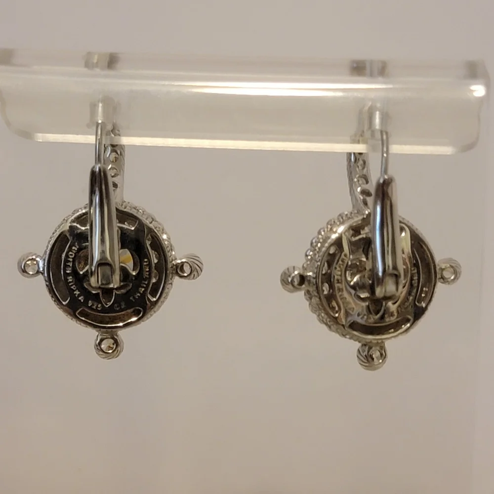 Earrings - Picture 7 of 9